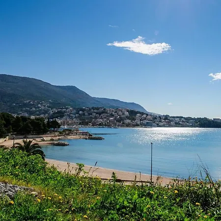 A3 - Apt With 2 Balconies 5 Min Walking To Beach