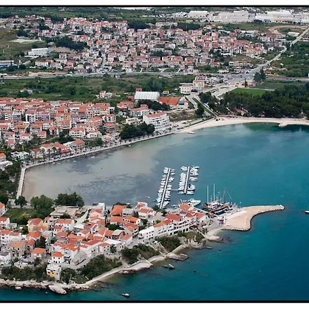 Apartment A3 - Apt With 2 Balconies 5 Min Walking To Beach Split