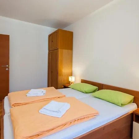 A3 - Apt With 2 Balconies 5 Min Walking To Beach Apartment